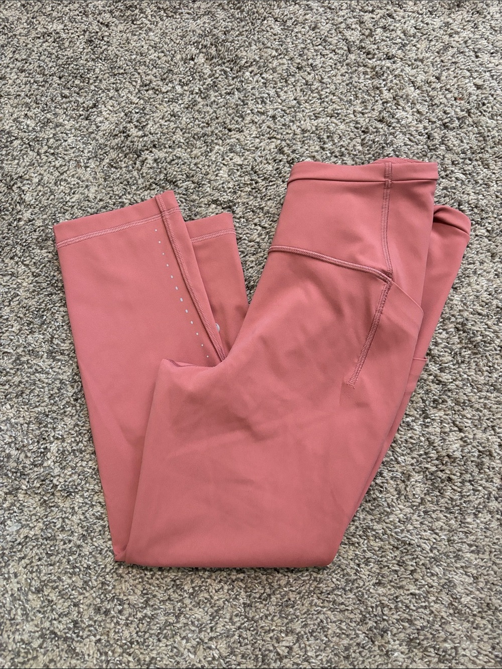 Lululemon Swift Speed High-Rise Crop 21" size 6